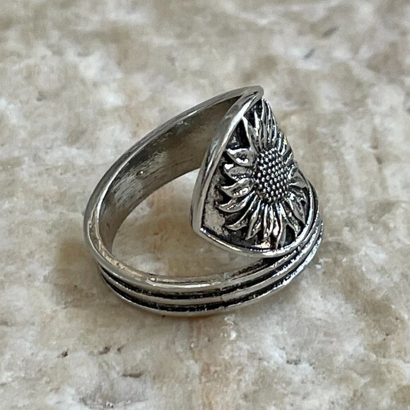 Boho Floral Daisy or Sunflower Spoon Ring #764 - Picture 7 of 10